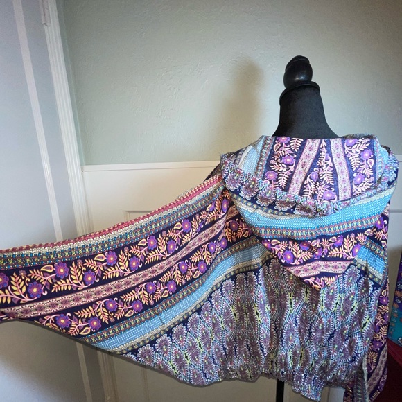 Umgee Boho Floral Top - Picture 13 of 15